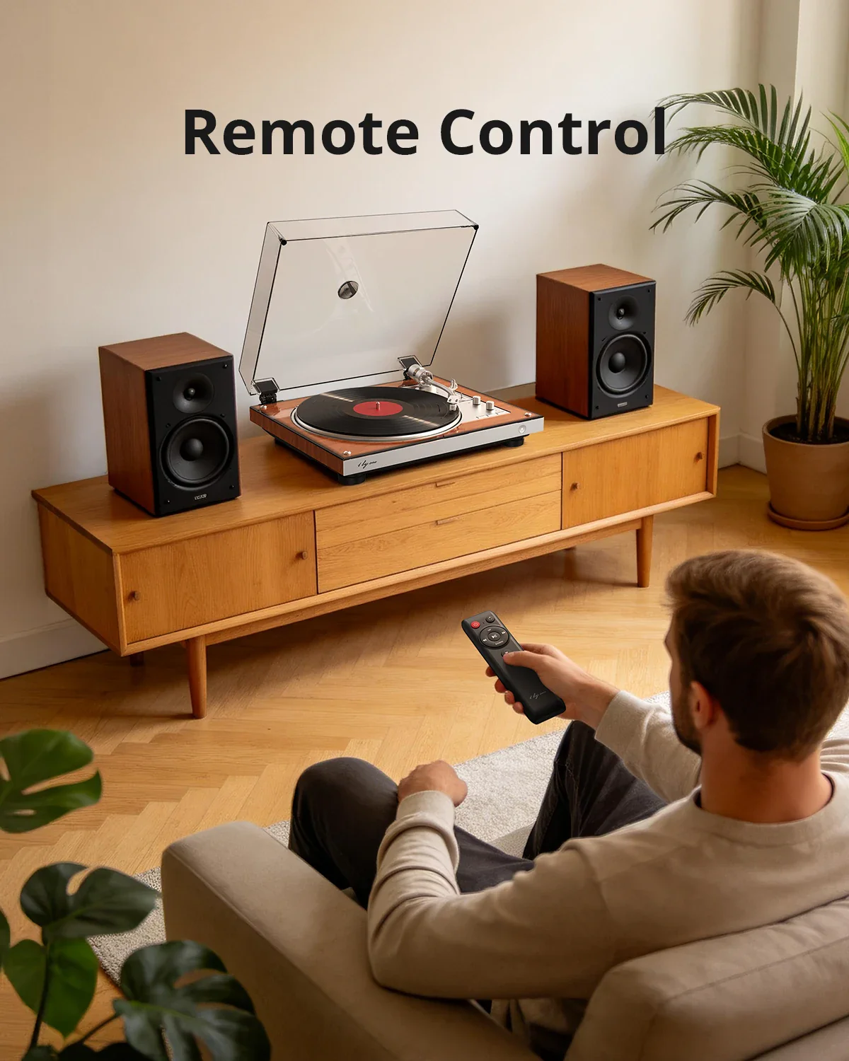 AT01 Fully Automatic Vinyl Record Player - Image 3