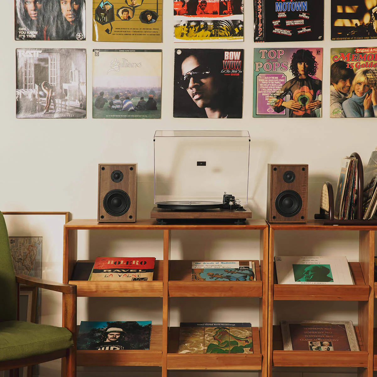 H004 Hi-Fi Turntable  Record Player With Speakers - Image 3